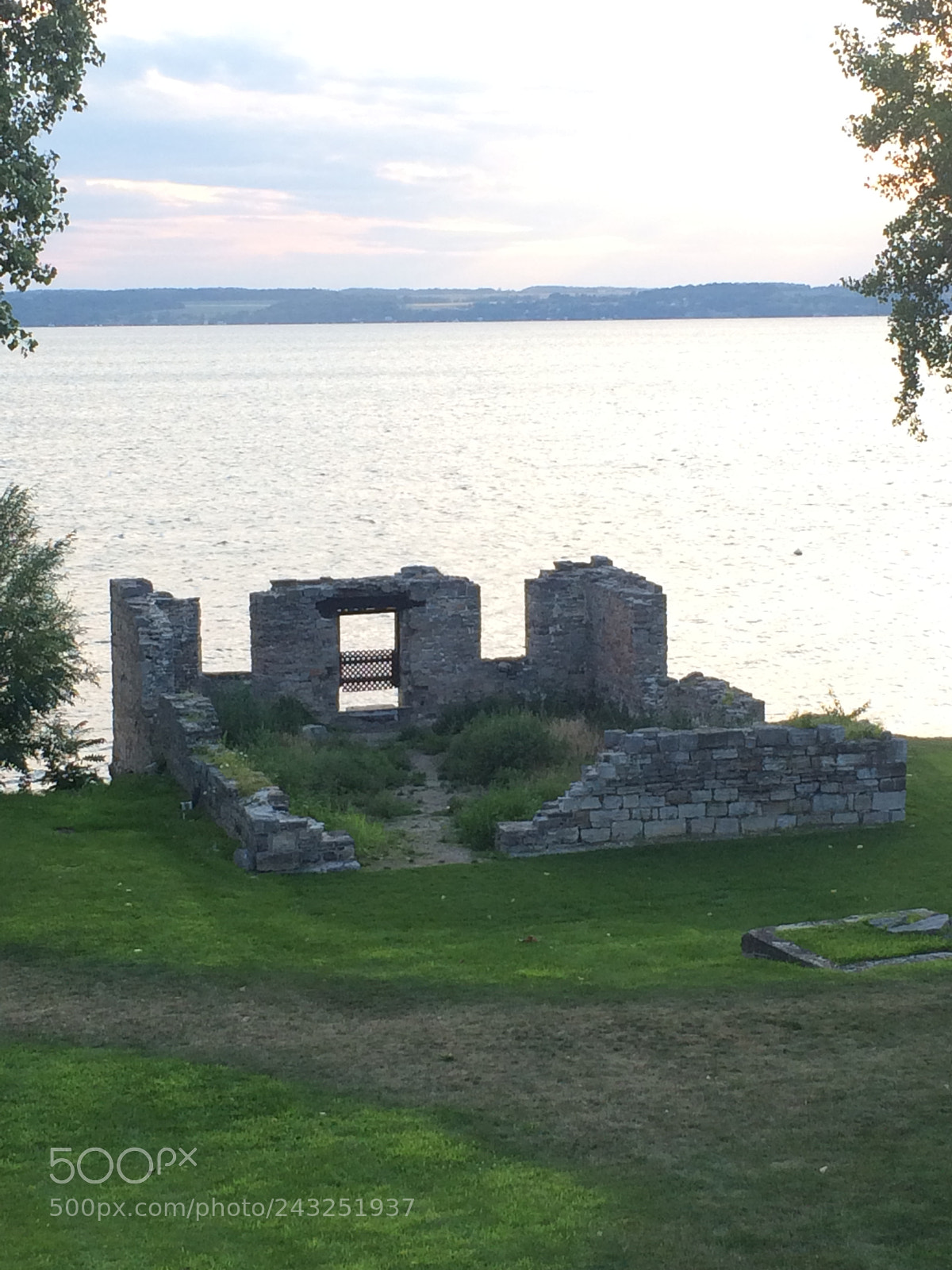 Apple iPhone 5s sample photo. Aroura, ny photography