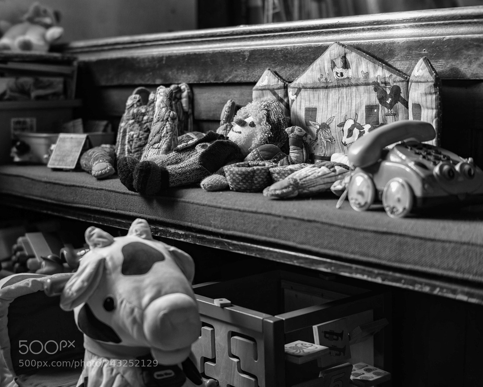 Leica M (Typ 240) sample photo. Lookin' for buzz photography