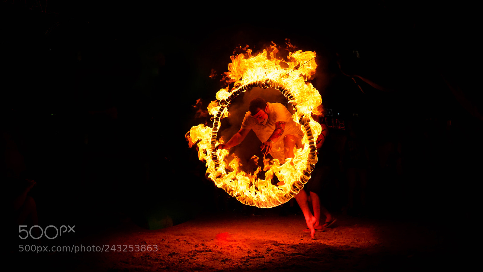 Sony a7 II sample photo. Jump to fire photography