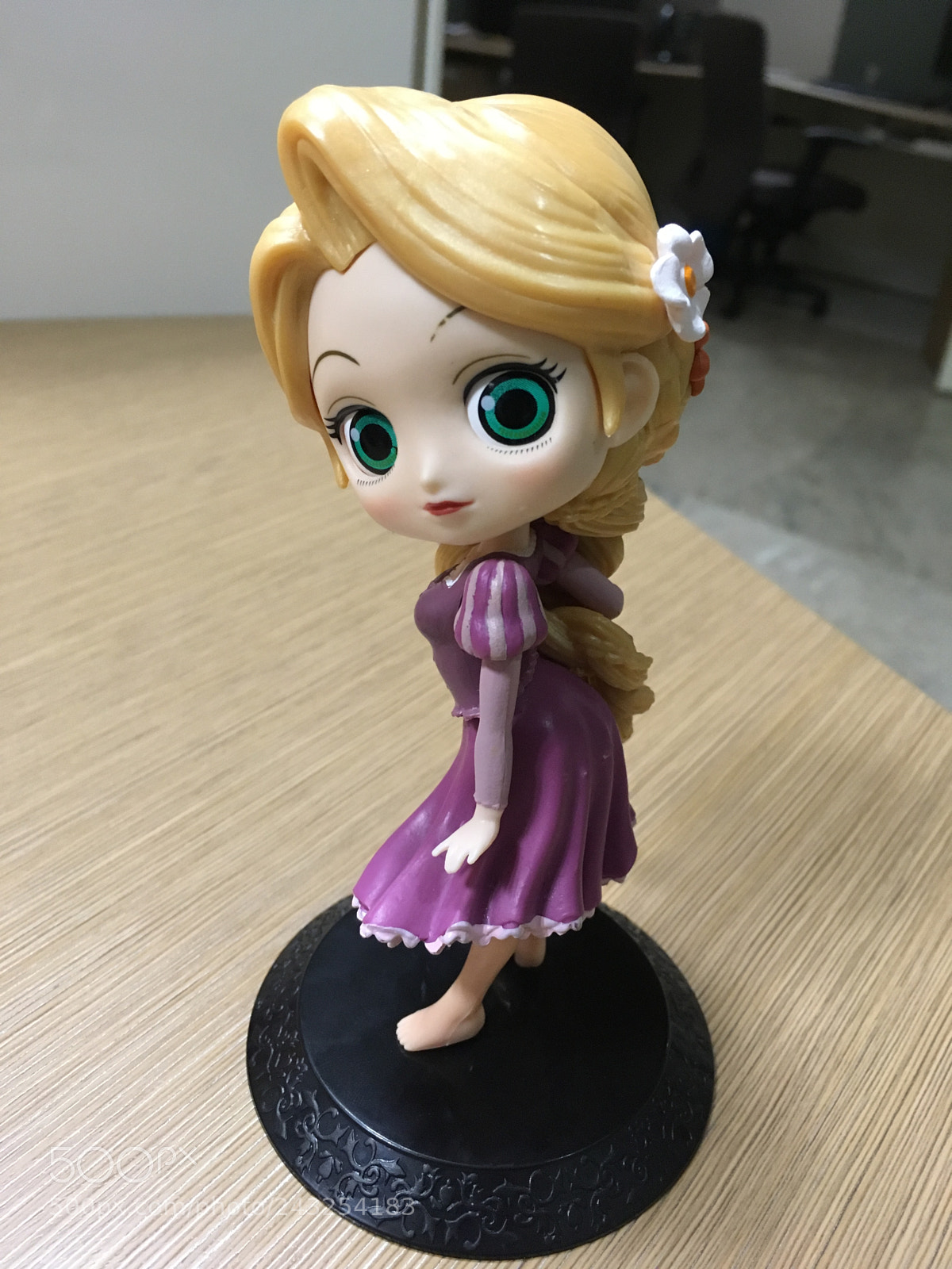 Apple iPhone SE sample photo. Tangled princess photography