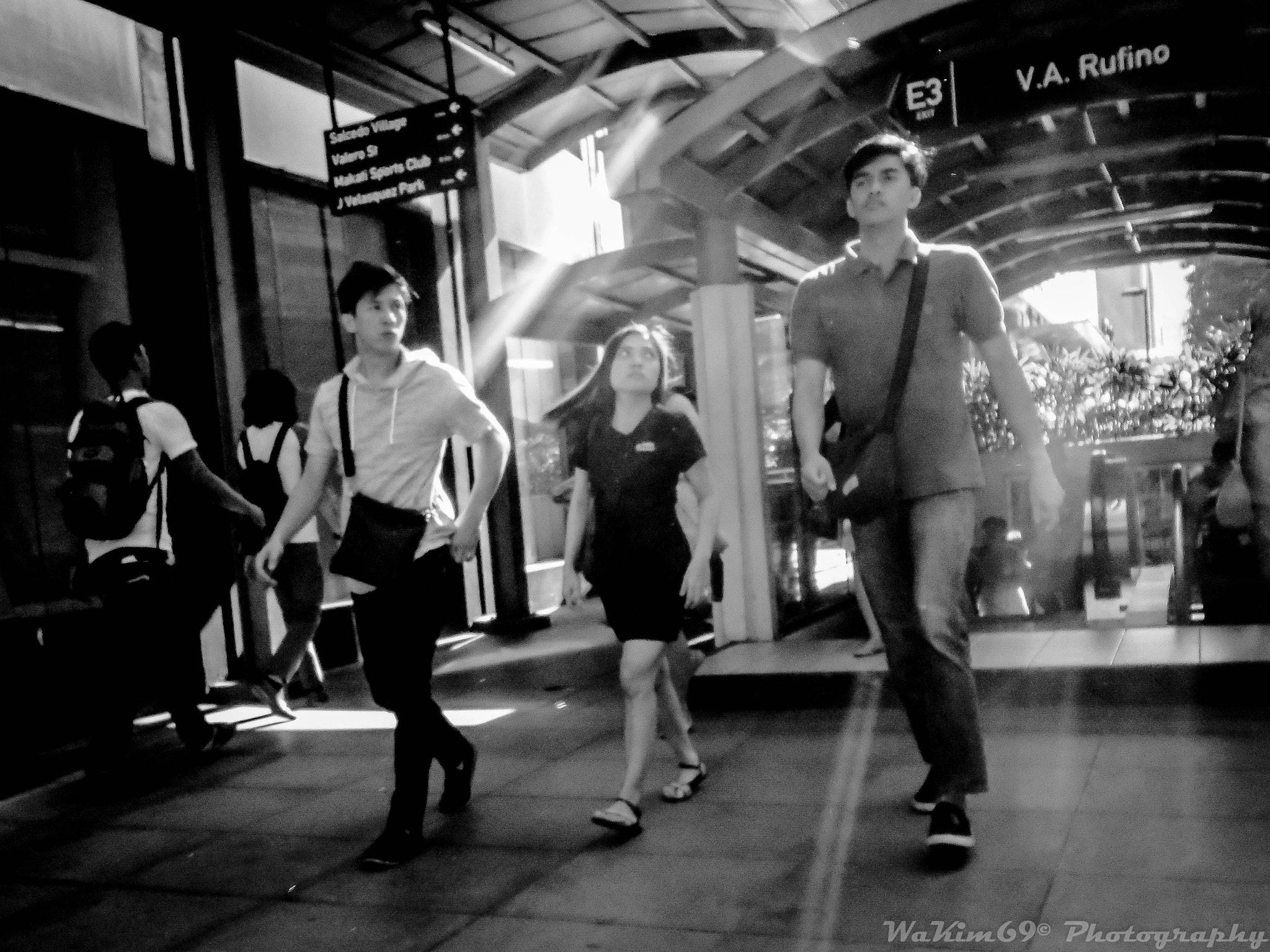 Samsung ES90/ ES91 sample photo. It pays to be tall...:) photography