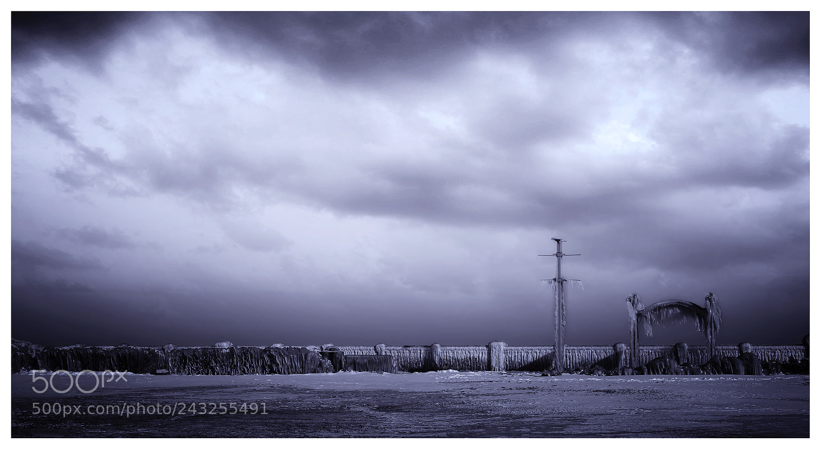 Fujifilm X-Pro2 sample photo. Winter's grip photography