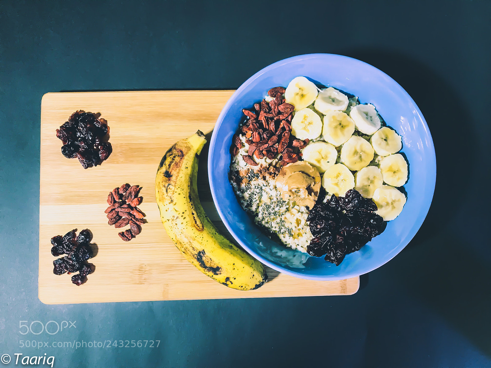 Apple iPhone 7 Plus sample photo. Breakfast - oatmeal photography