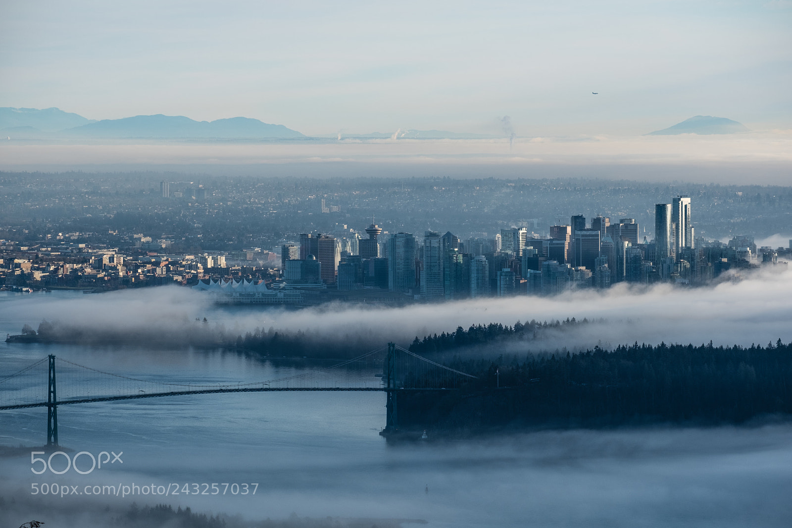 Fujifilm X-T2 sample photo. Lions gate photography
