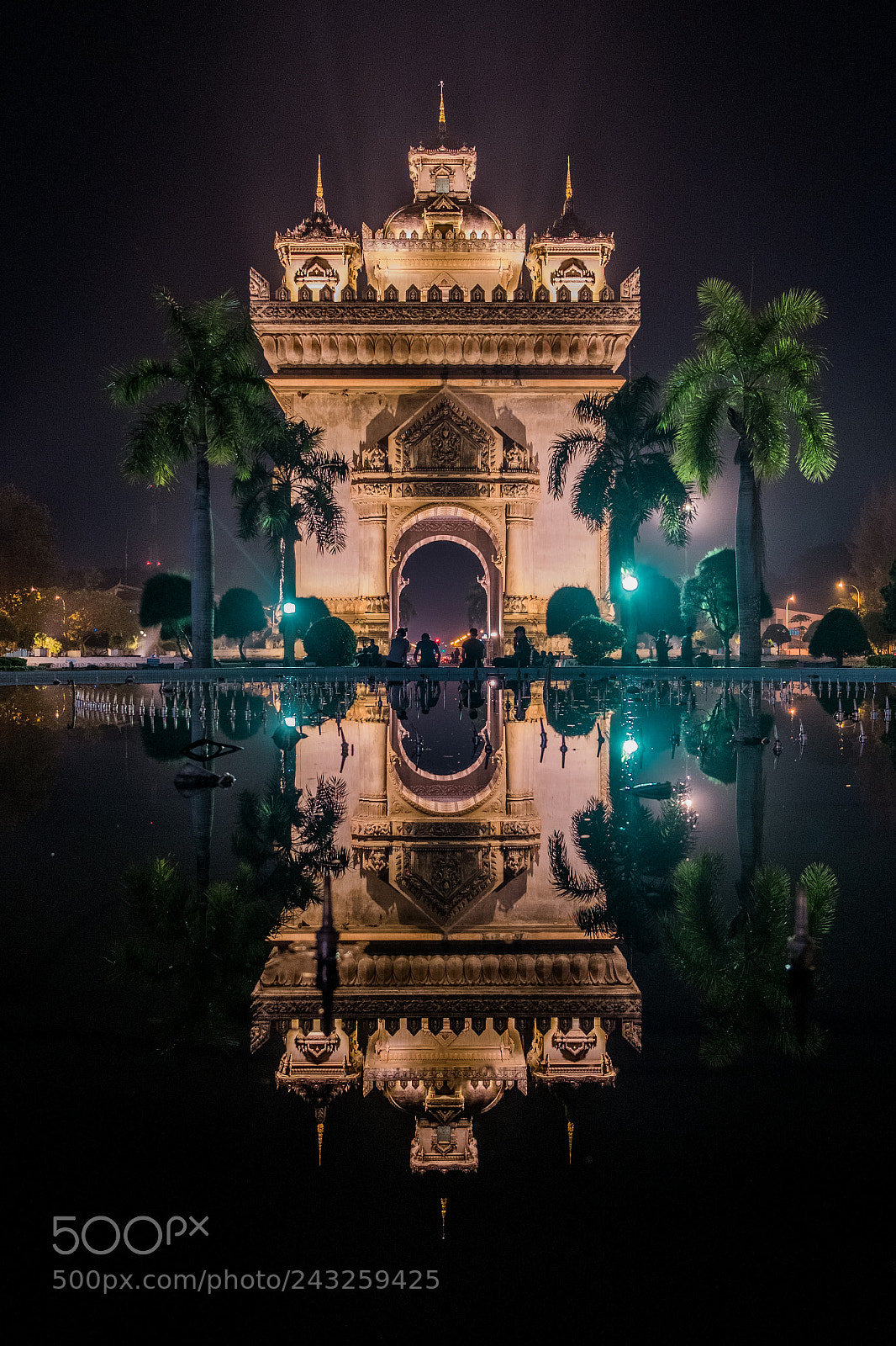 Fujifilm X-T20 sample photo. Vientiane patuxay arch photography