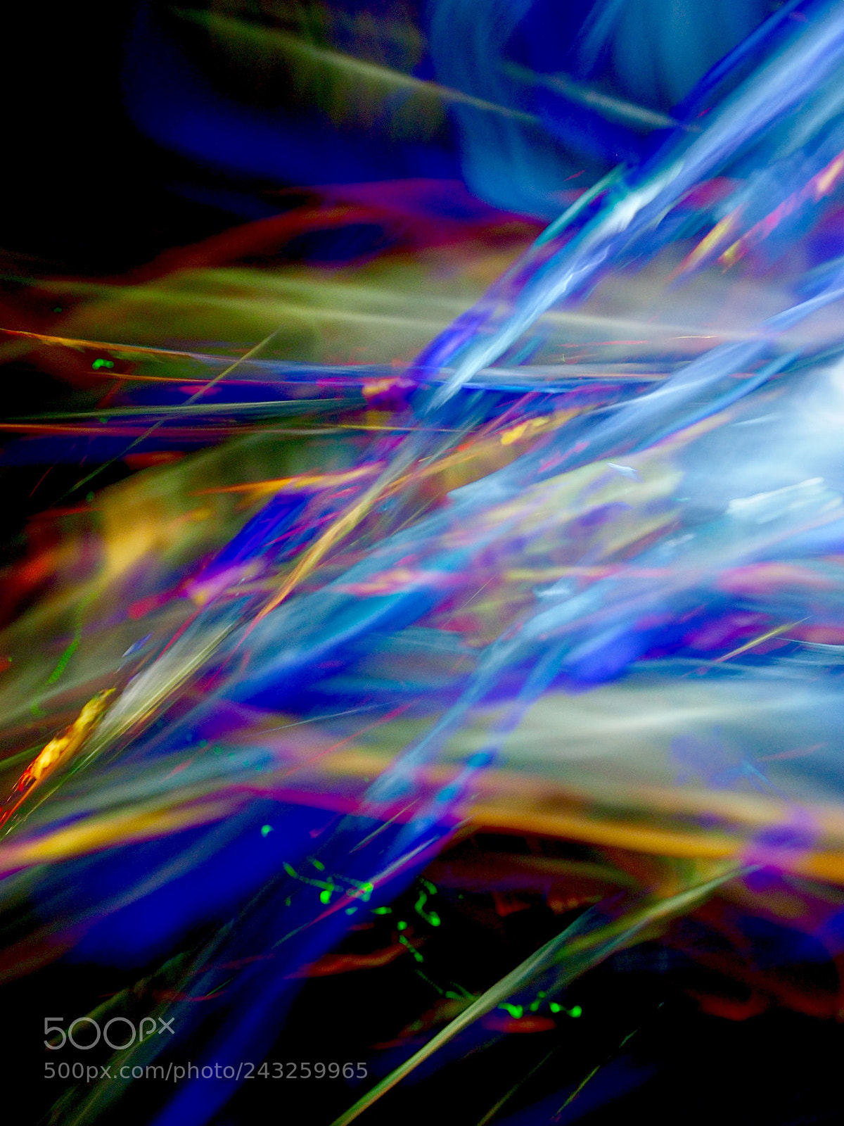 Olympus OM-D E-M1 sample photo. Acrylic paint, lightblades = abstract photography