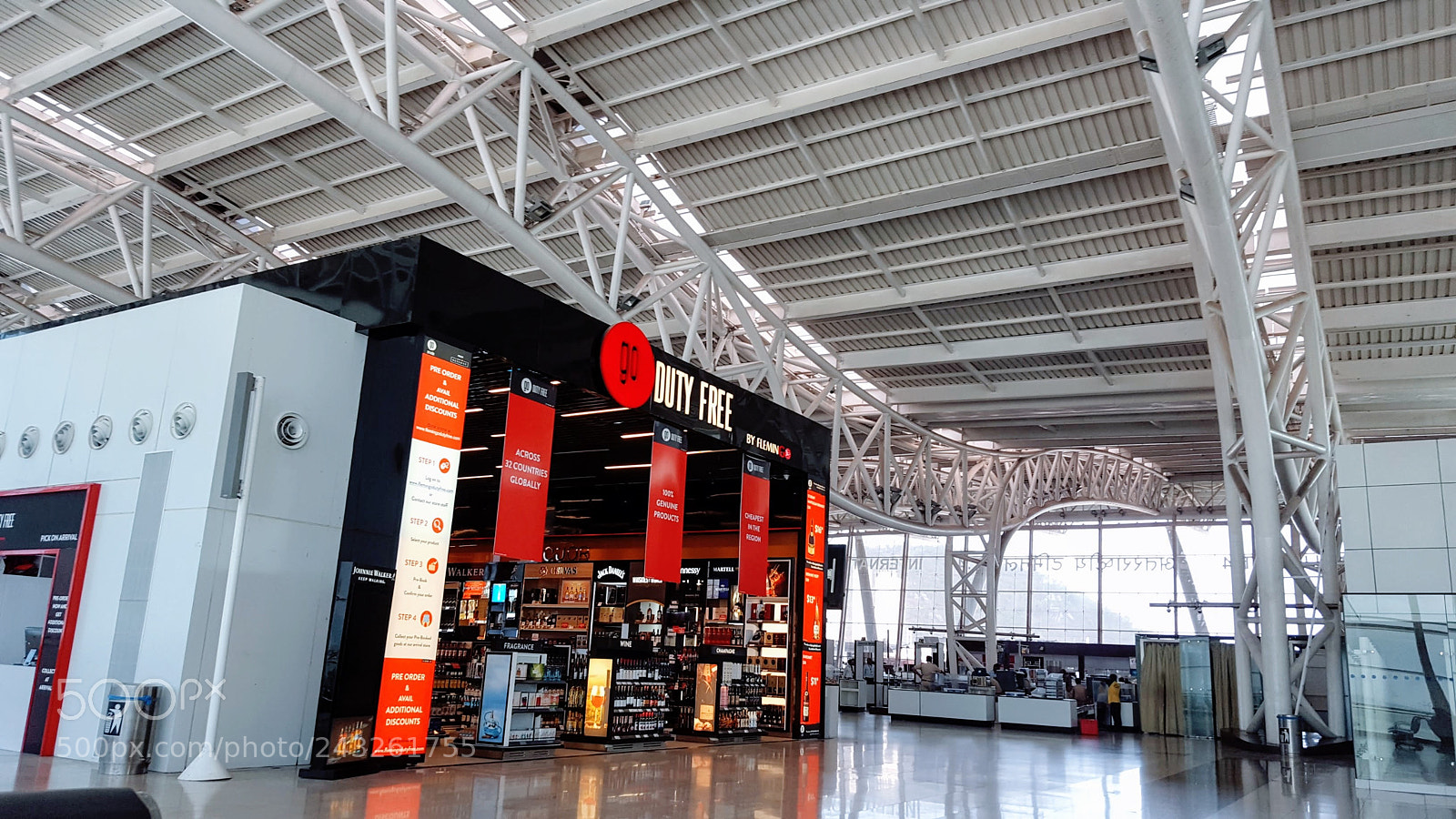Samsung Galaxy S6 sample photo. Chennai international airport photography