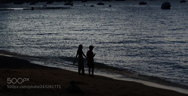 Sony Cyber-shot DSC-HX300 sample photo. Couple in dark ..... photography