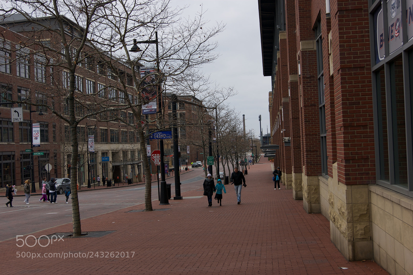 Sony Alpha DSLR-A290 sample photo. Brick streets to walk photography