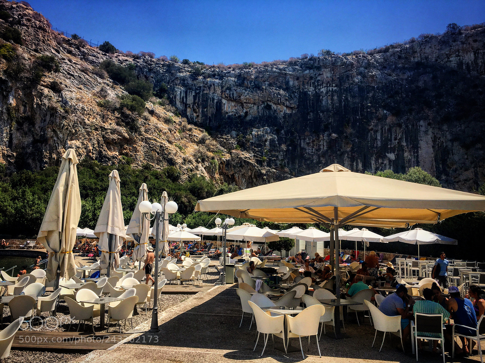 Apple iPhone 6s sample photo. #voilagmenilake #athens photography