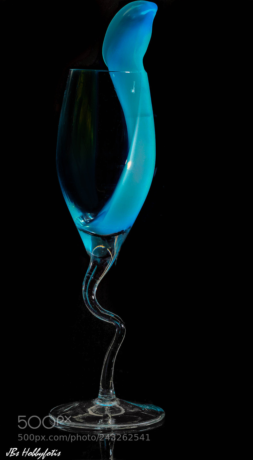 Canon EOS 750D (EOS Rebel T6i / EOS Kiss X8i) sample photo. Splash in the glass photography