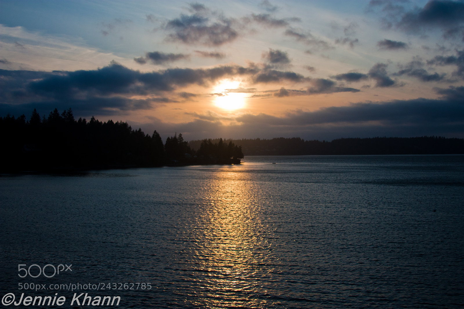 Canon EOS 450D (EOS Rebel XSi / EOS Kiss X2) sample photo. Sunsetting over oyster beach photography