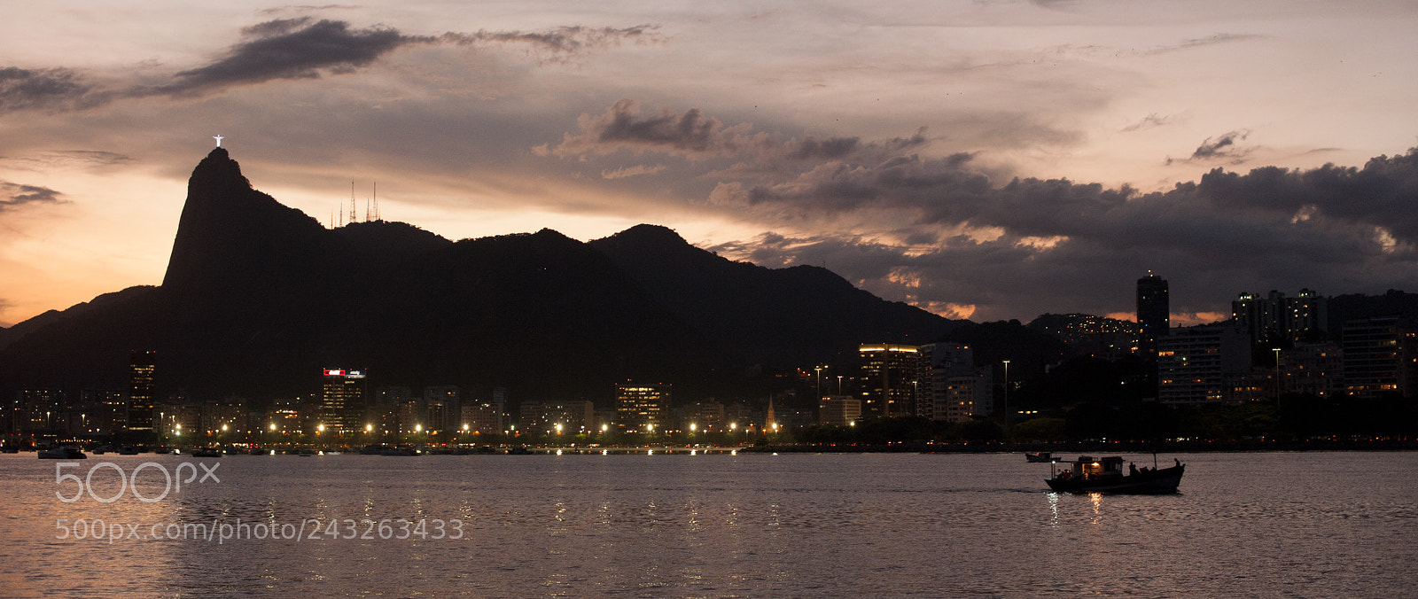 Nikon D700 sample photo. Rio de janeiro sunset photography