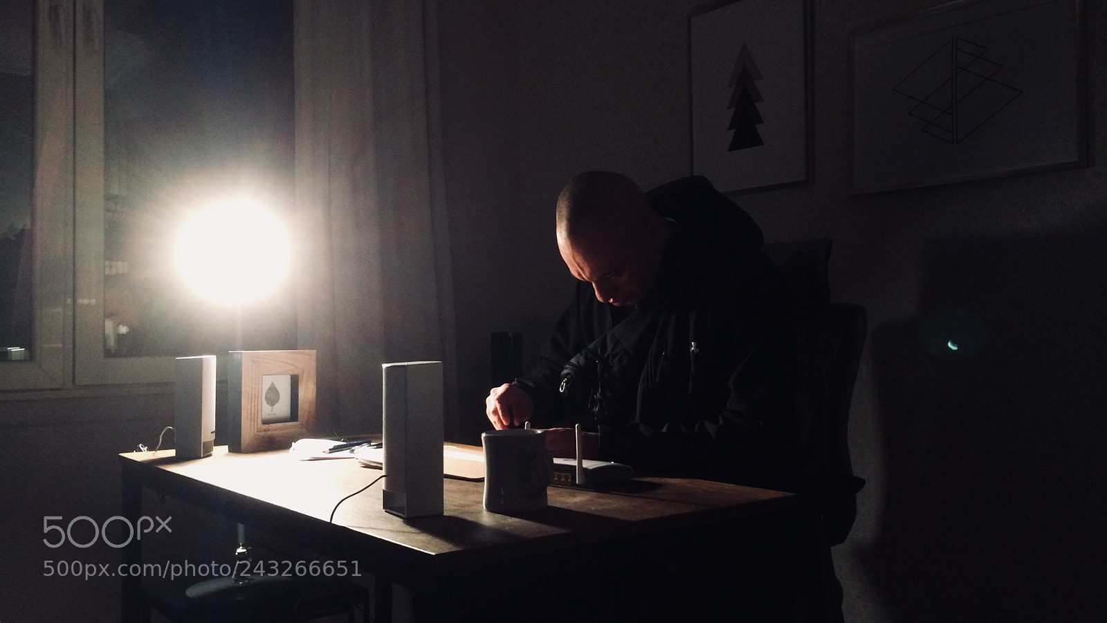Apple iPhone 5s sample photo. Under pressure photography