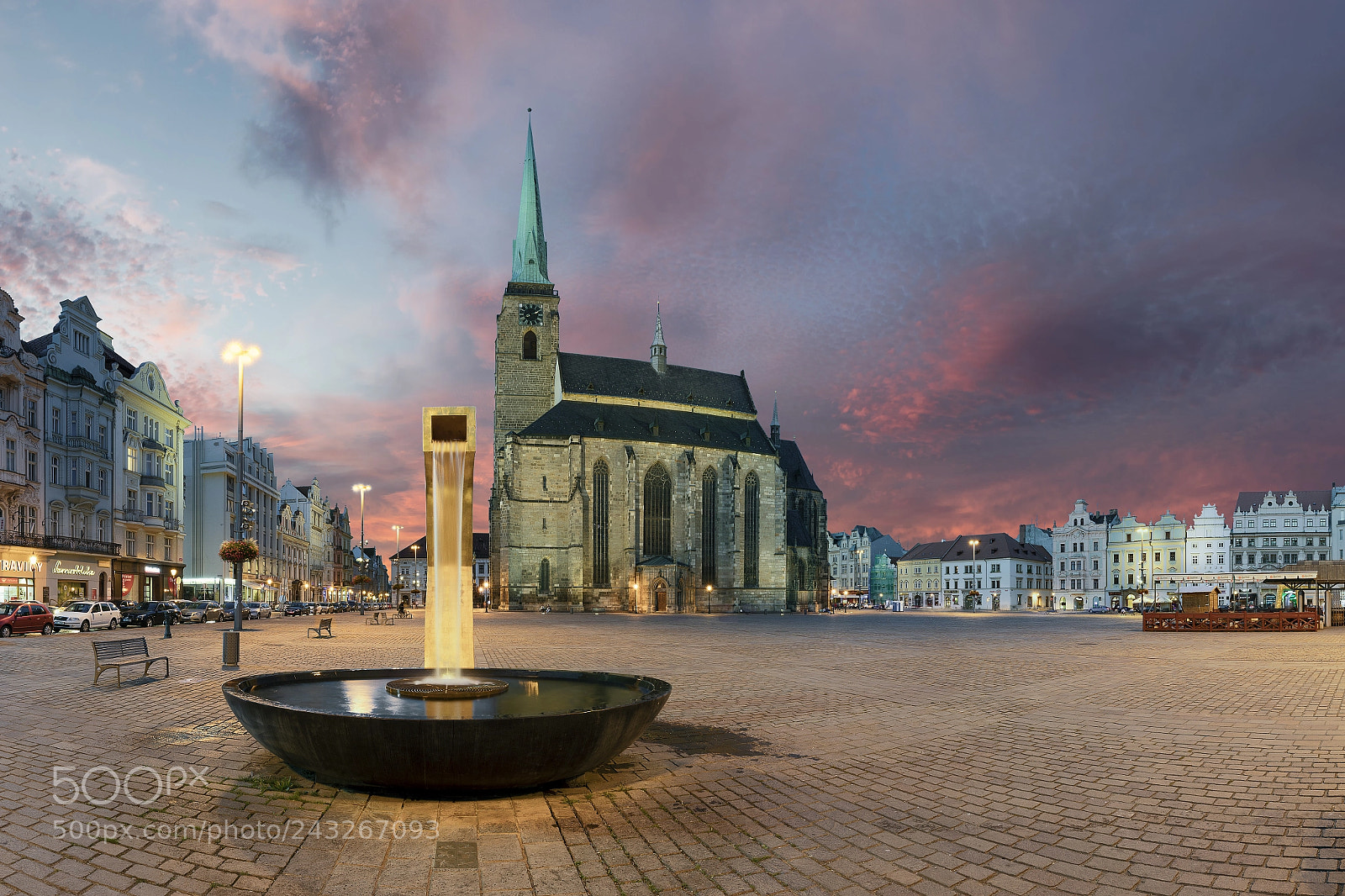 Canon EOS 5DS R sample photo. Pilsen am abend photography