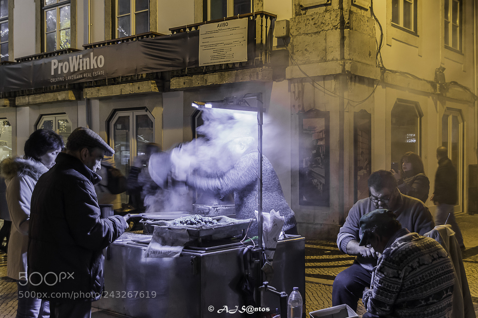 Nikon D7200 sample photo. Seller of nuts photography