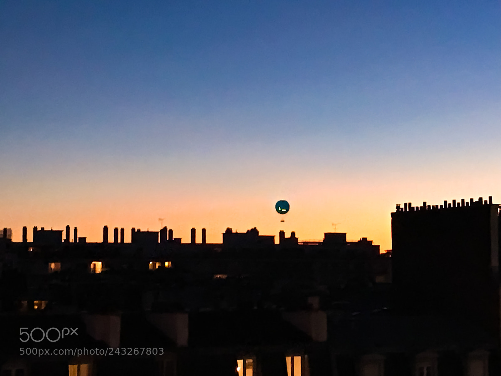 Apple iPhone 7 Plus sample photo. Sunset on parisian buildings photography