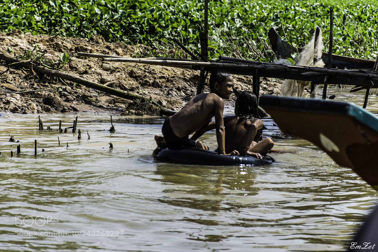 Nikon D7100 sample photo. Playing childs in cambodia photography