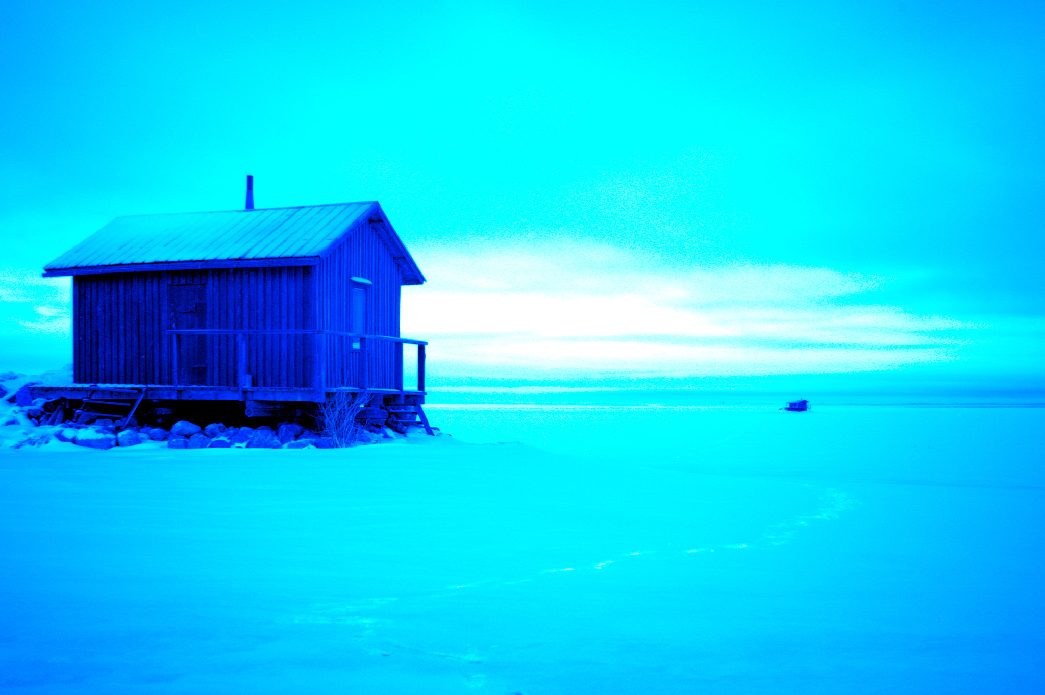 Pentax K-x sample photo. Fishing hut photography