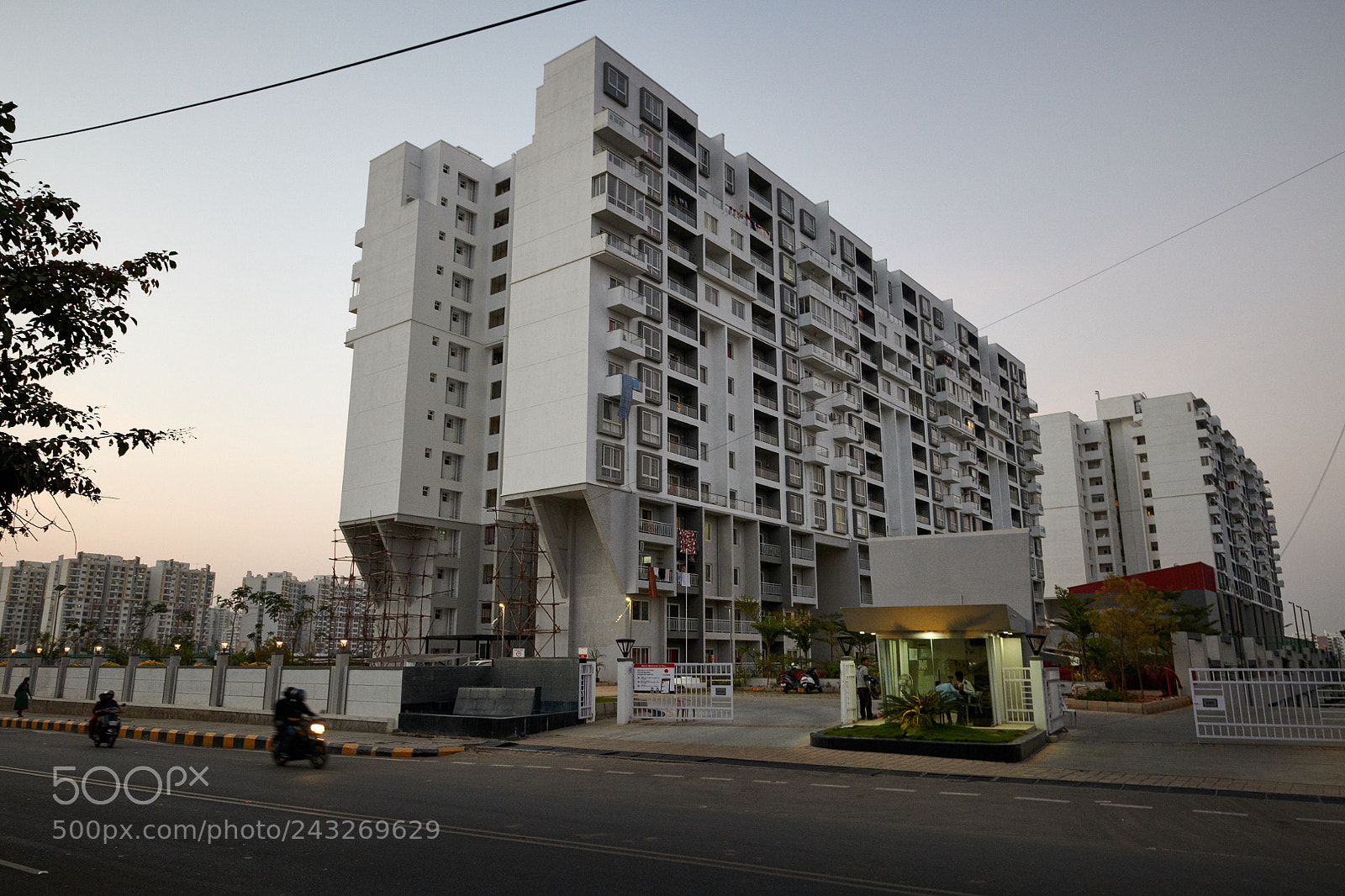 Nikon D850 sample photo. Dusk over bengaluru apartment photography