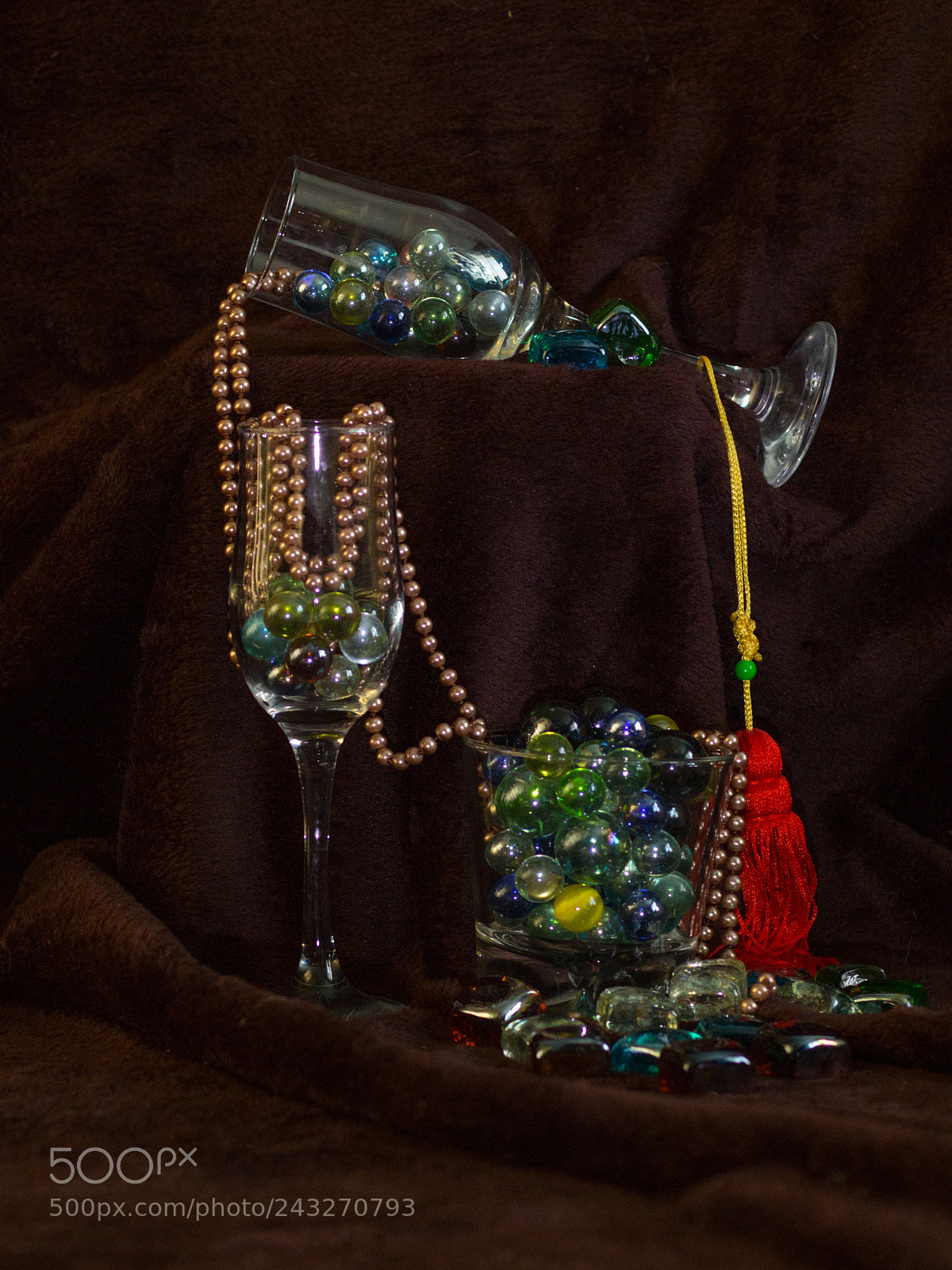 Canon EOS 100D (EOS Rebel SL1 / EOS Kiss X7) sample photo. A lot of glass photography