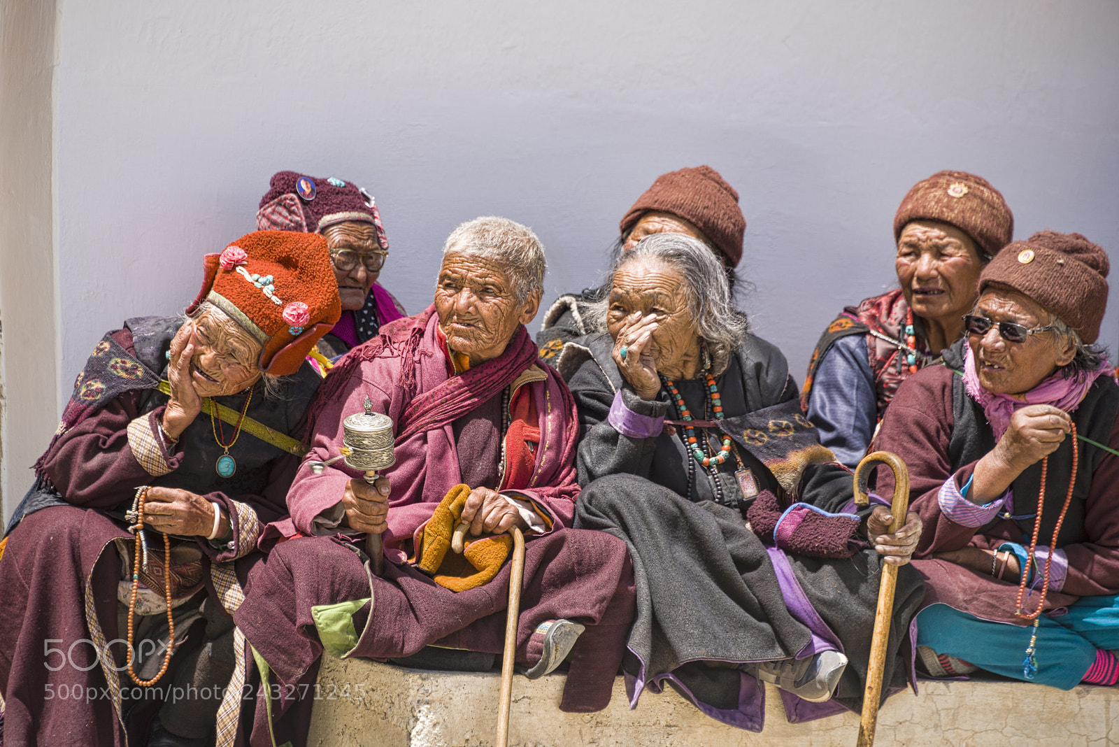 Nikon D810 sample photo. Old tibetan women at photography