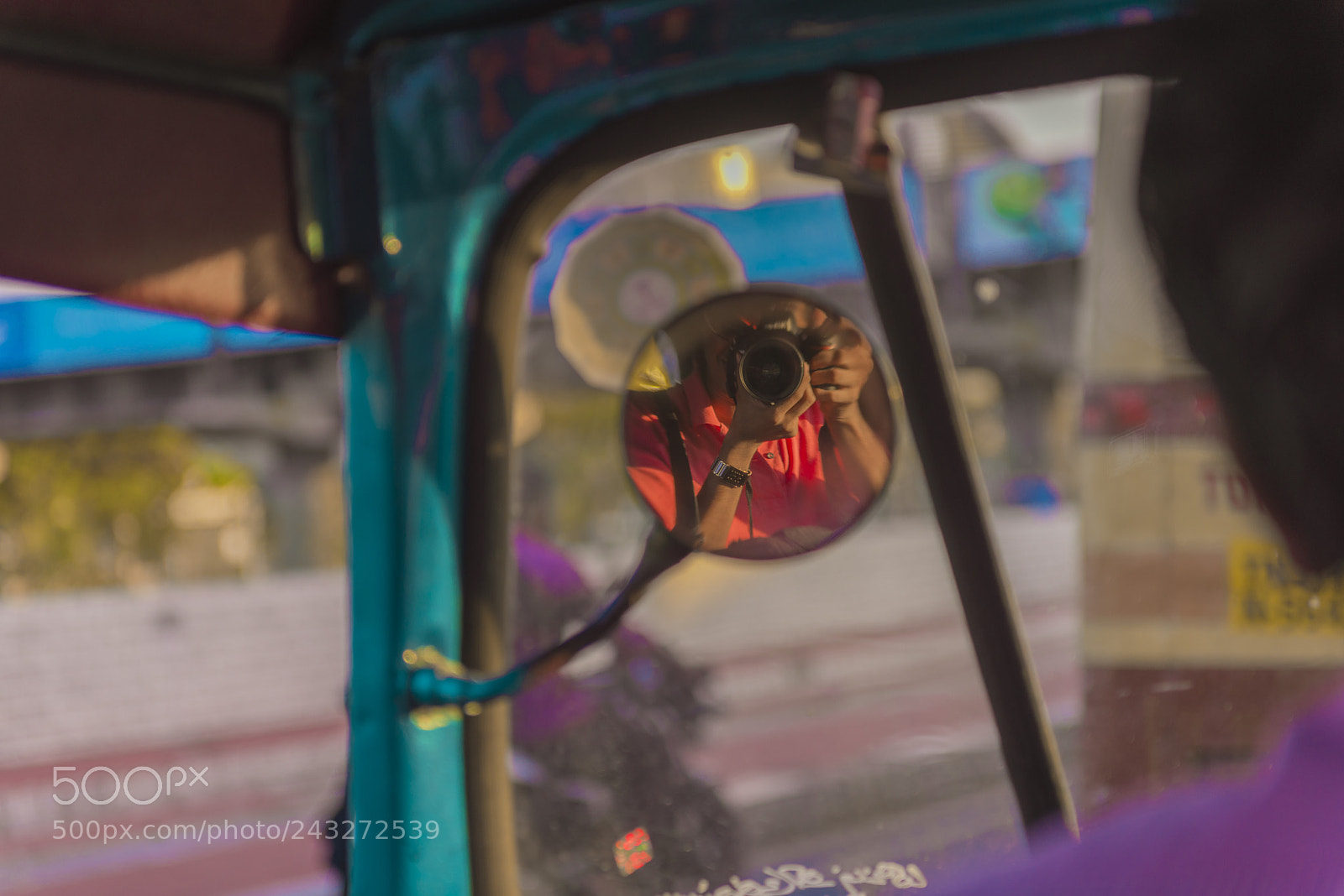 Nikon D600 sample photo. An auto selfie photography