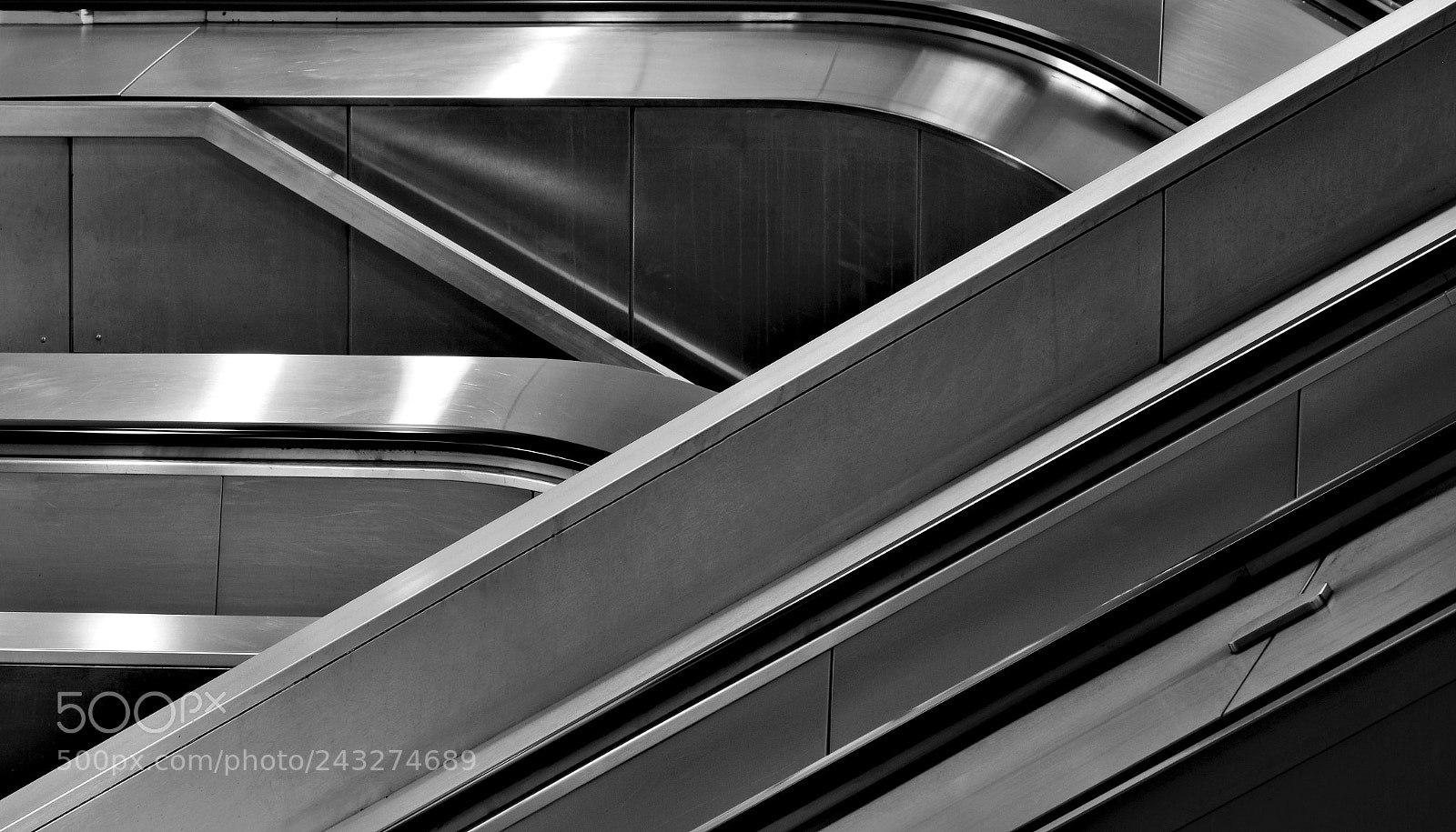 Fujifilm X-T2 sample photo. Escalators photography
