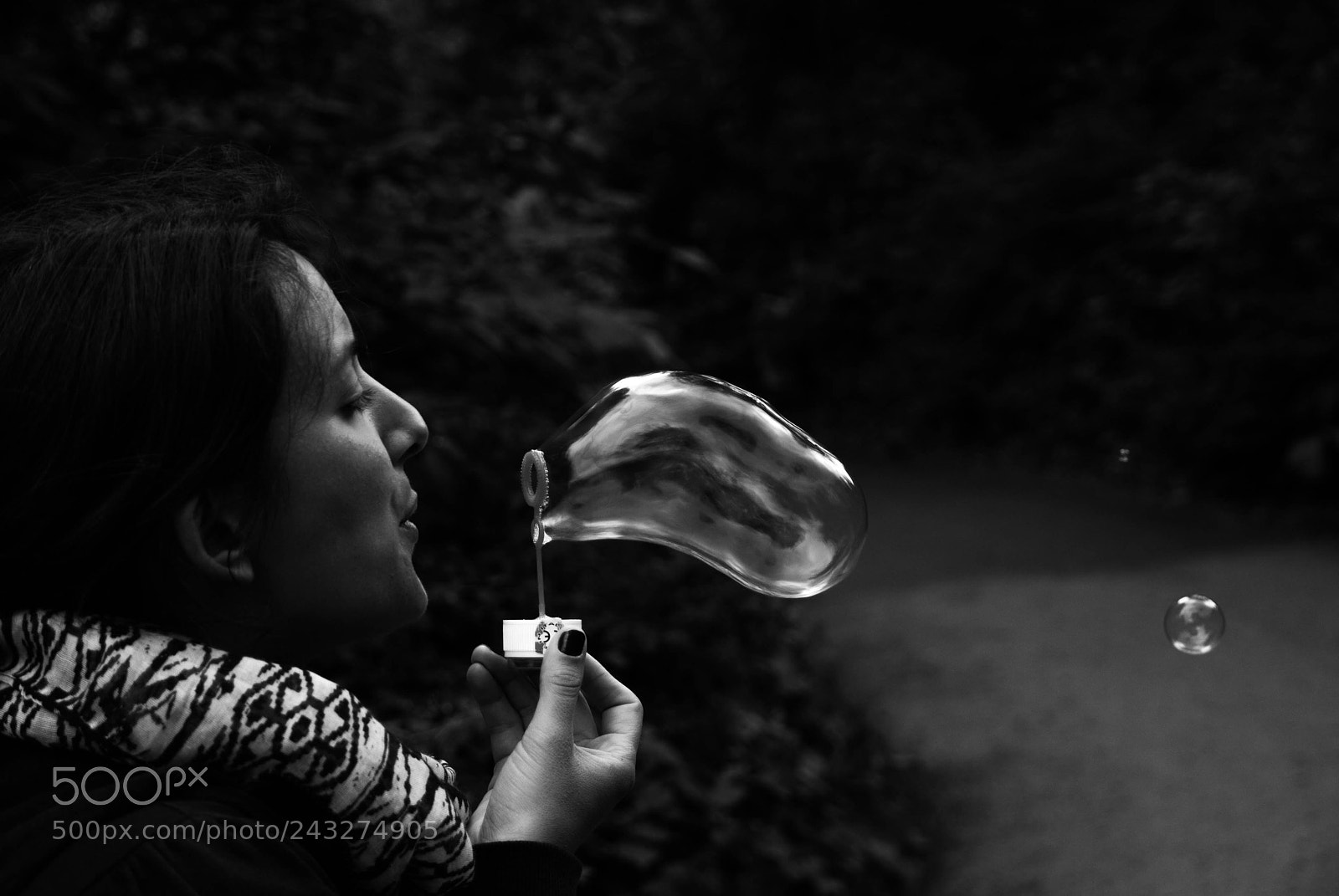 Nikon D60 sample photo. Soapbubble photography