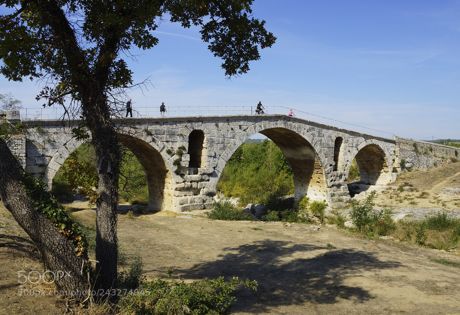 Sony SLT-A65 (SLT-A65V) sample photo. Le pont julien, a photography