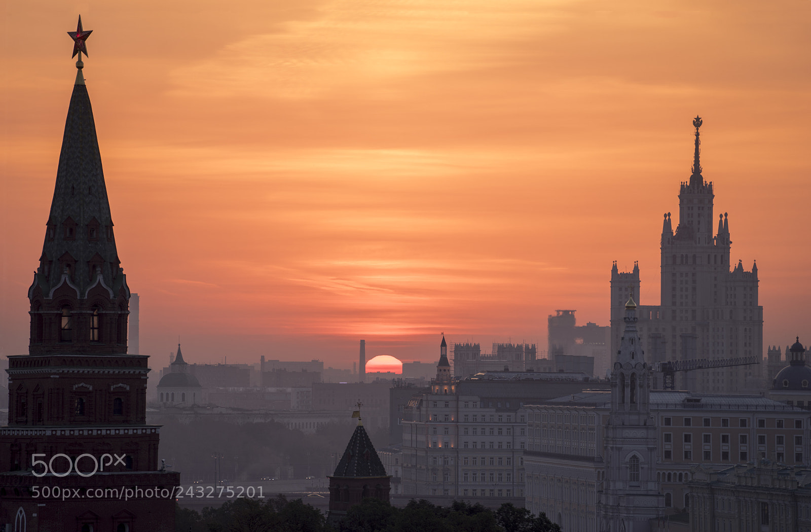 Sony a7 sample photo. Moscow sunrise photography