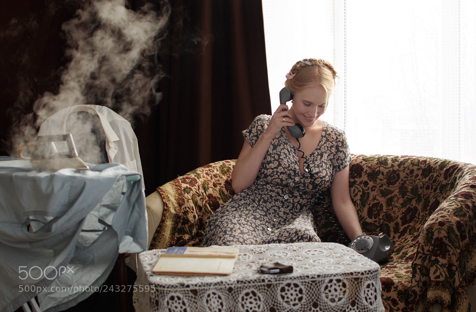 Nikon D5100 sample photo. Заболталась с подругой photography