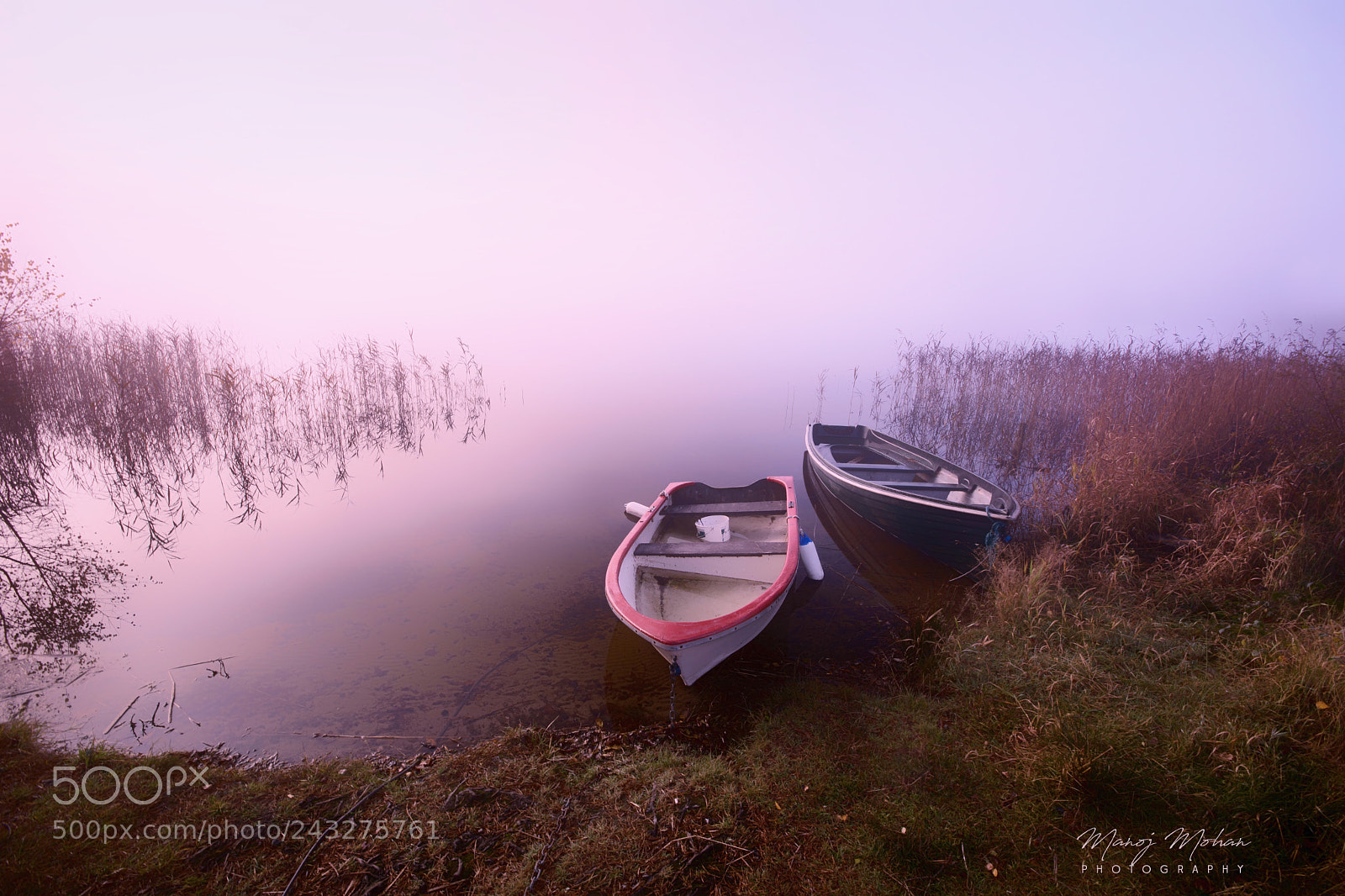 Sony ILCA-77M2 sample photo. Boats in the mist photography