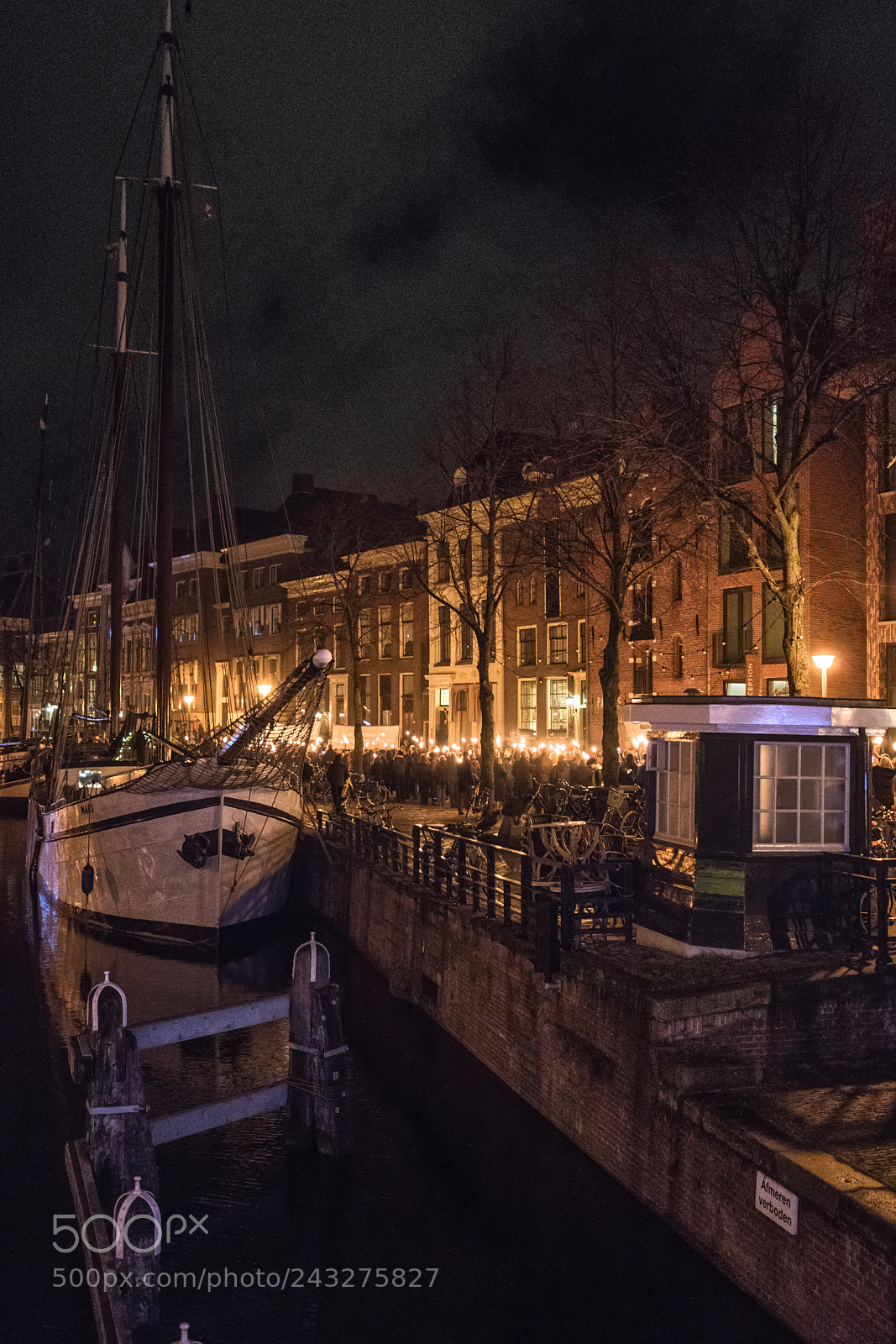 Sony Cyber-shot DSC-RX1R II sample photo. Lights photography