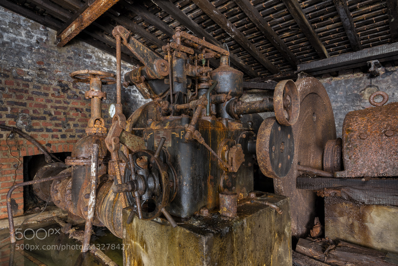 Nikon D600 sample photo. Injection regulator of the photography