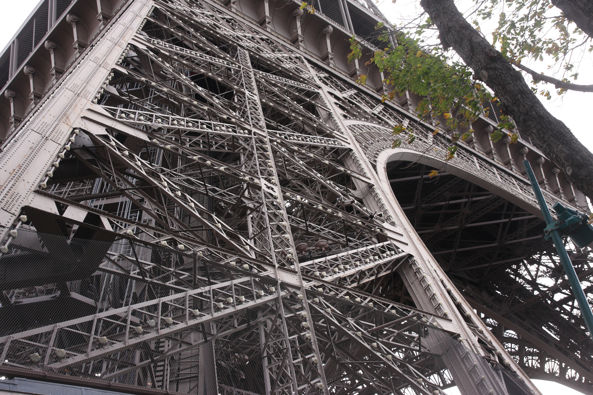 Canon 17-70mm sample photo. Eiffel tower photography