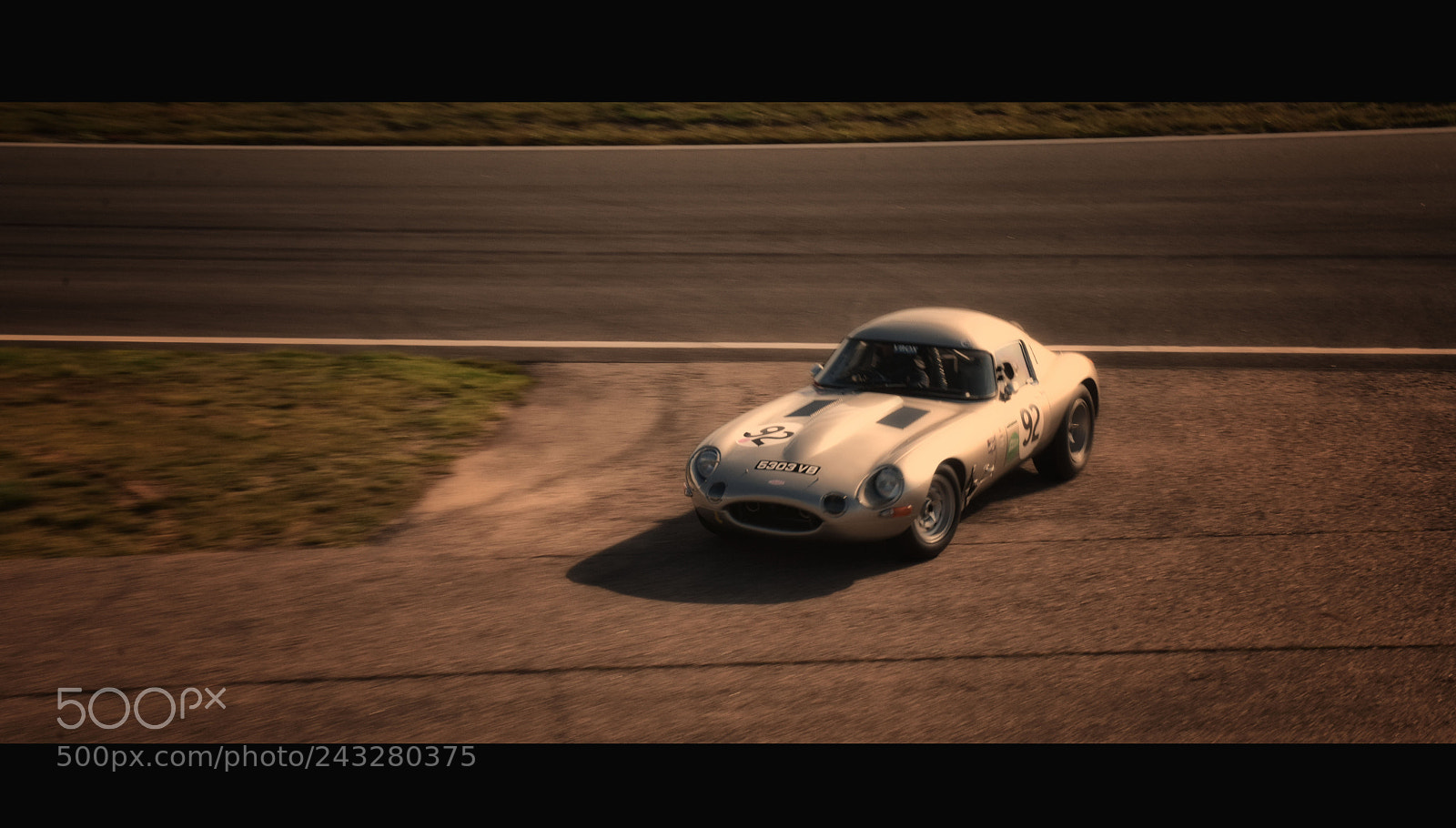 Nikon D7200 sample photo. Jaguar e- type leightweigt photography