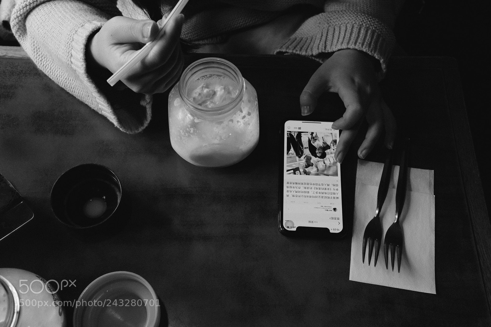 Fujifilm X100F sample photo. Lunch time photography