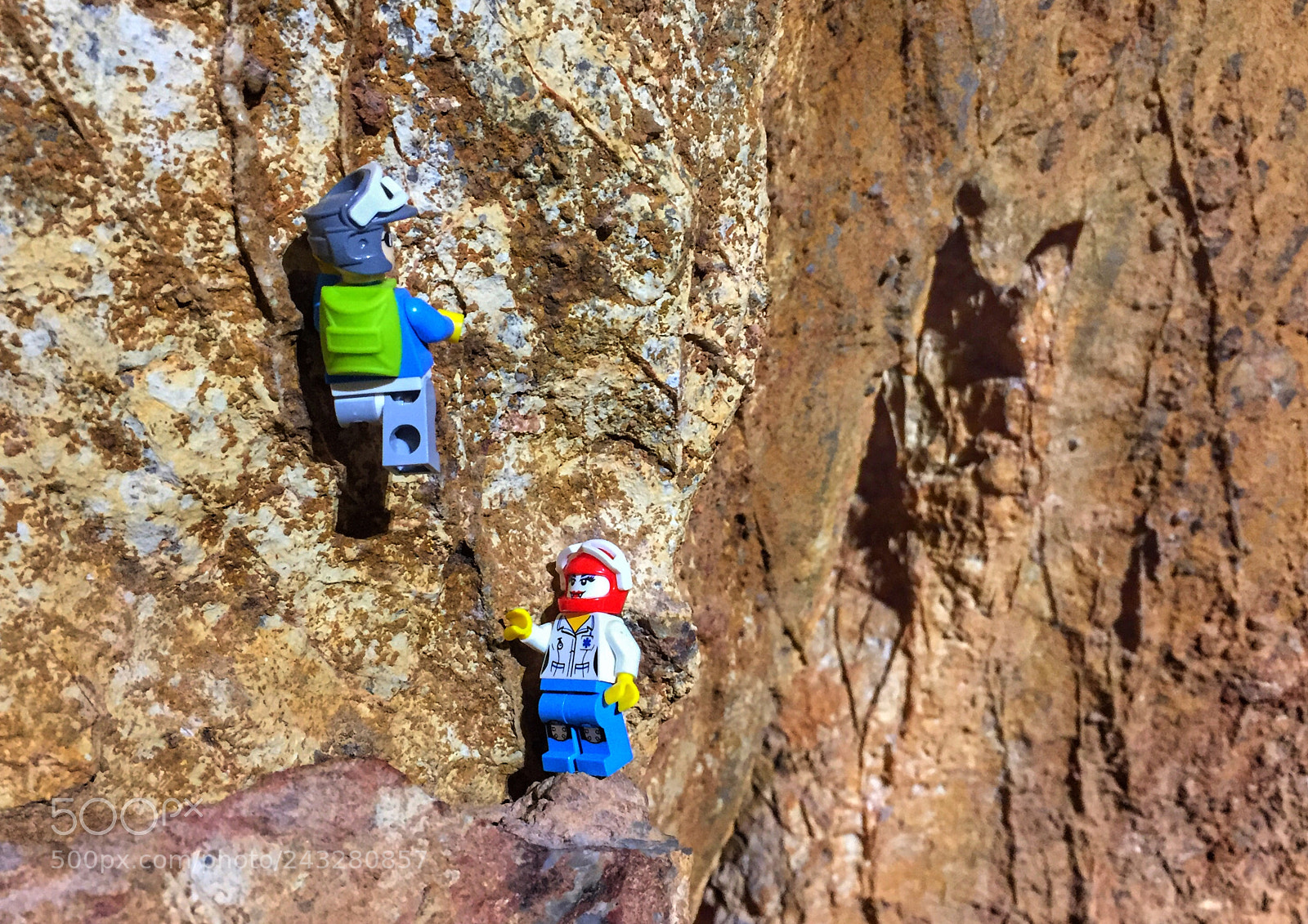 Apple iPhone 6 sample photo. Climbing to the top photography
