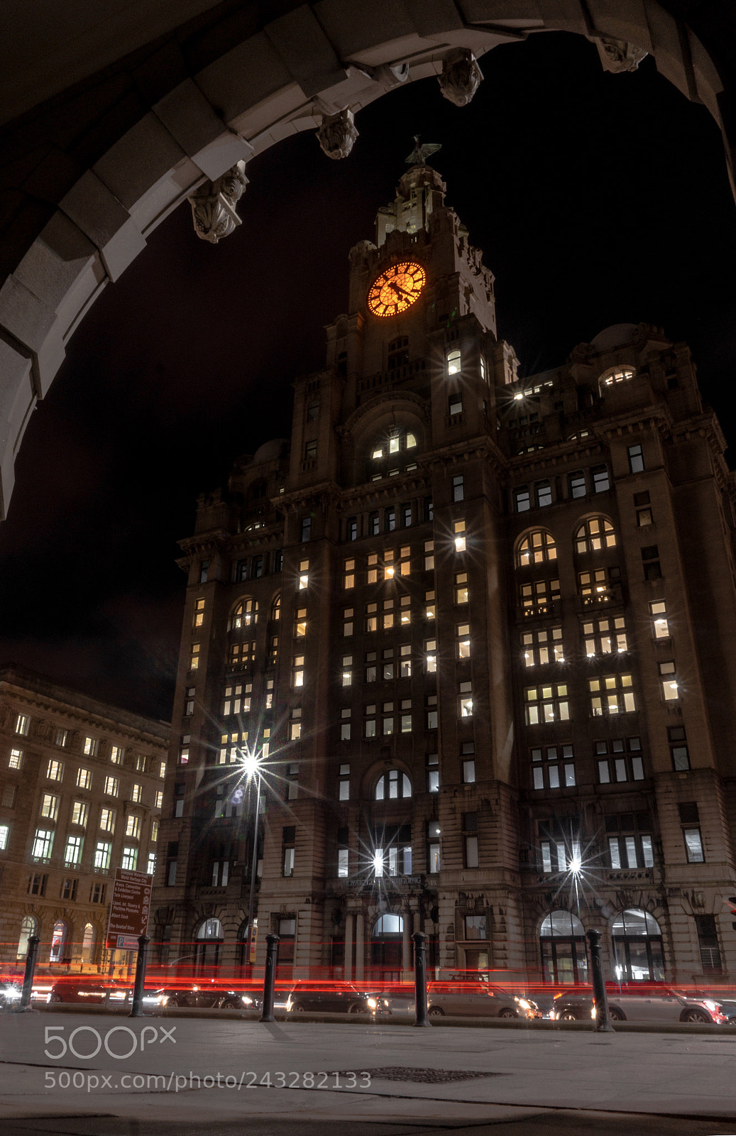 Sony Alpha a5000 (ILCE 5000) sample photo. The royal liver building photography