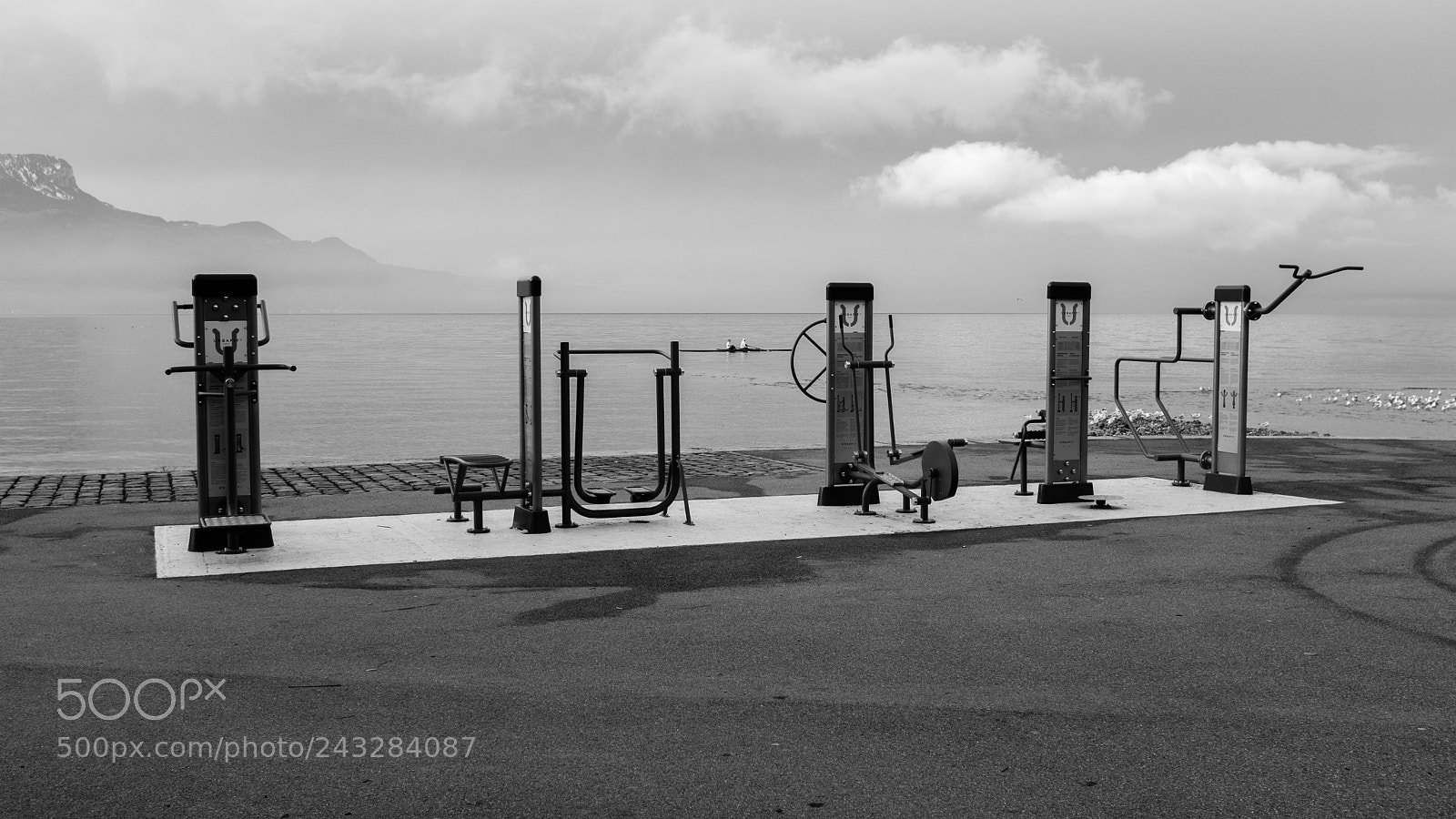 Fujifilm X100F sample photo. Fitness au bord du photography