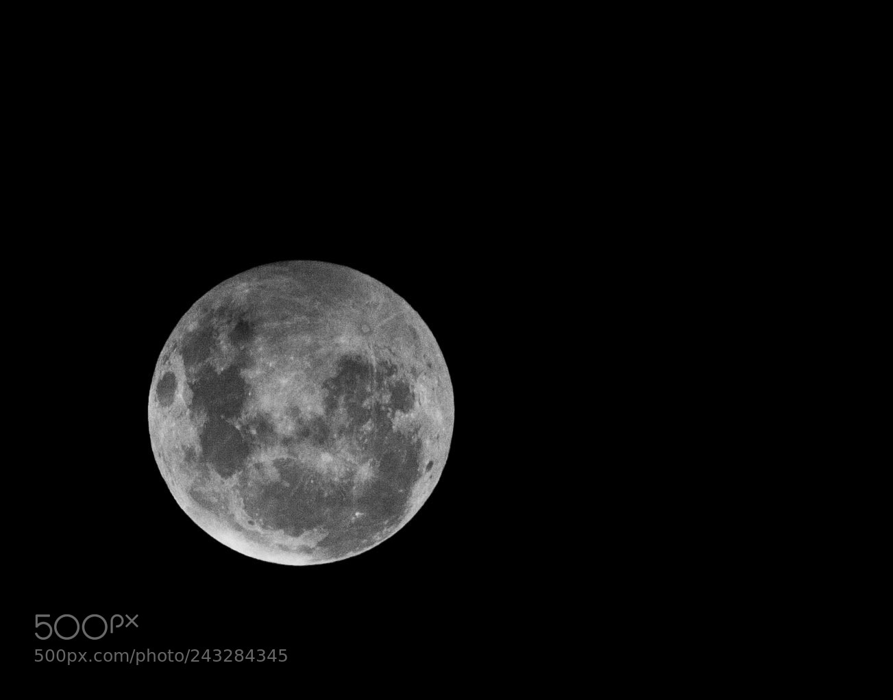 Canon EOS 1000D (EOS Digital Rebel XS / EOS Kiss F) sample photo. Full moon photography