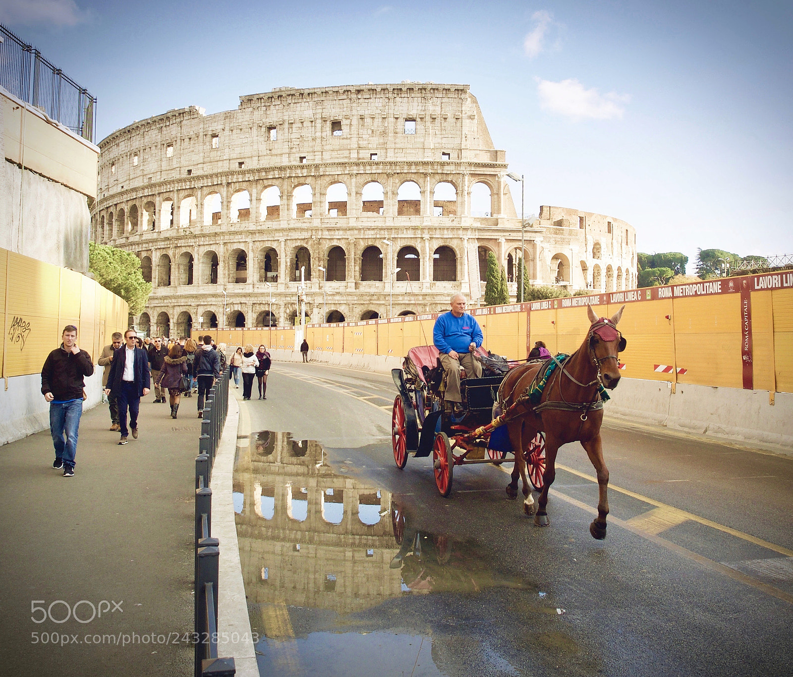 Olympus OM-D E-M5 II sample photo. Colosseum photography