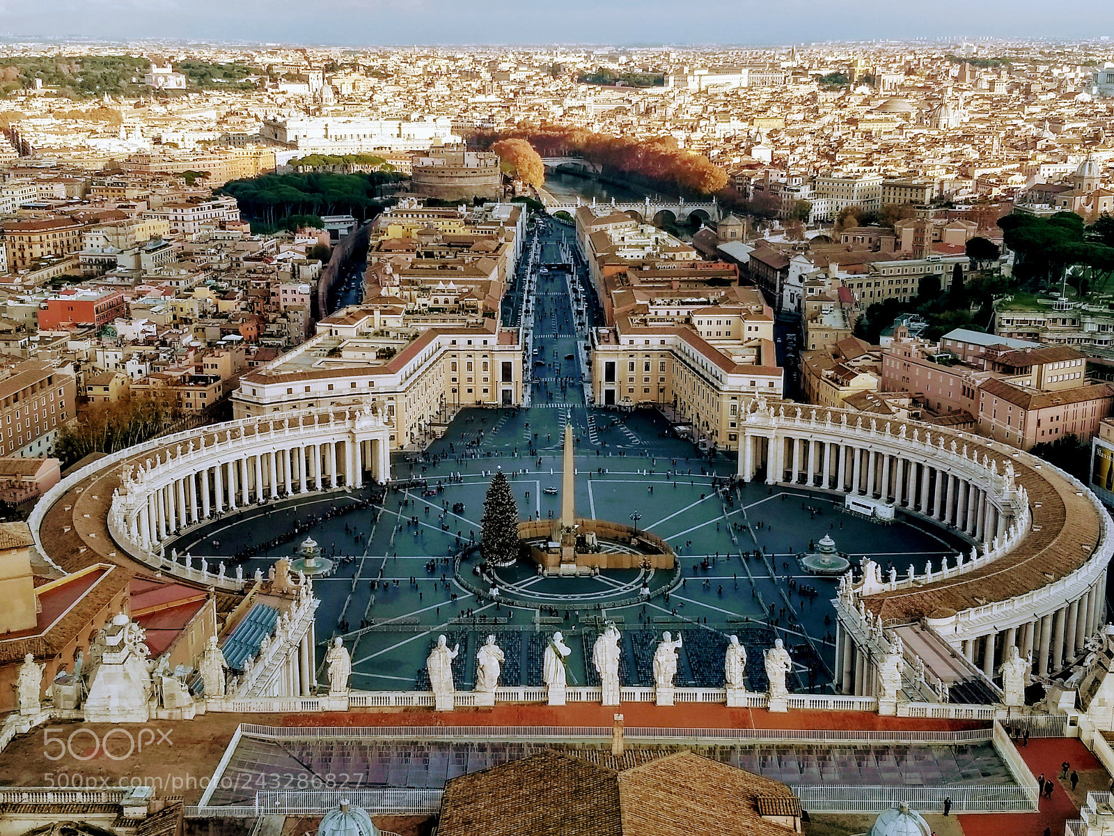 Motorola Moto G (5) Plus sample photo. St. peter square photography