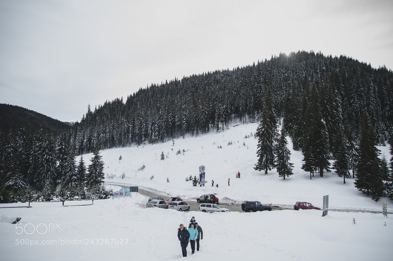 Nikon D7200 sample photo. People in snow photography
