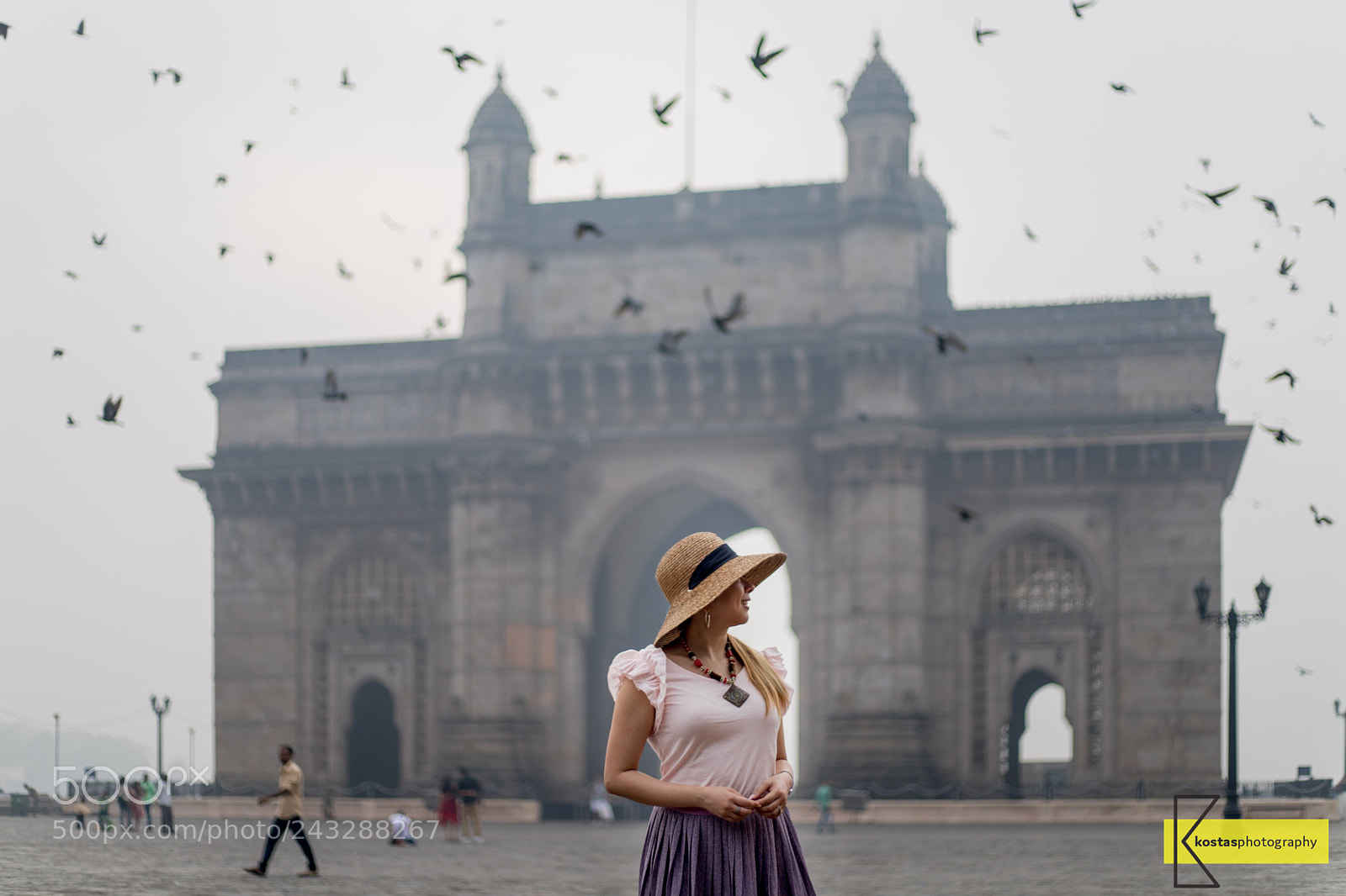 Canon EOS 6D Mark II sample photo. Gateway of india photography