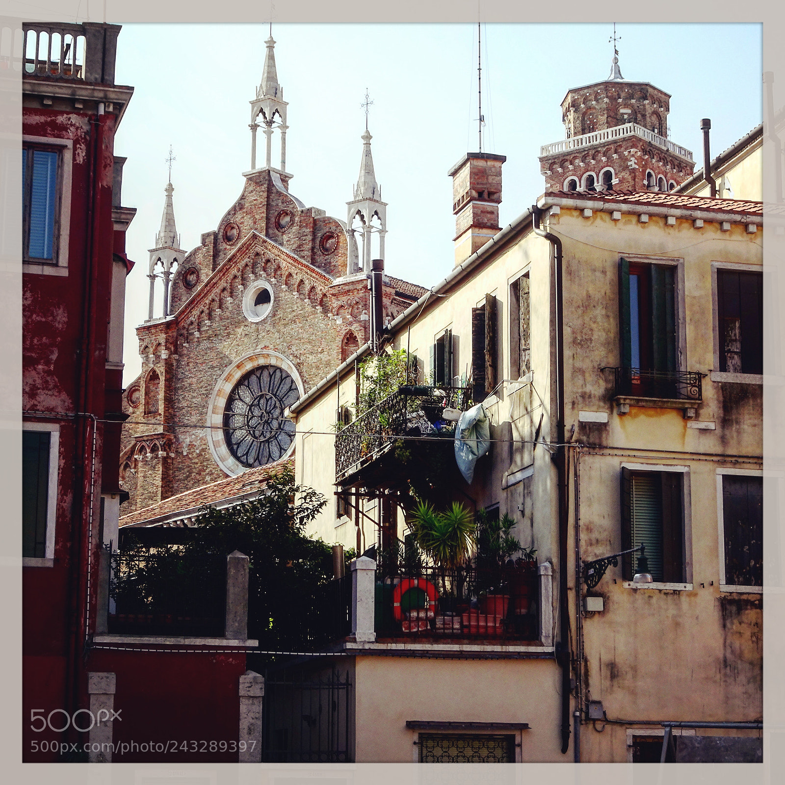 Sony Cyber-shot DSC-HX90V sample photo. Venezia, sestiere di san photography