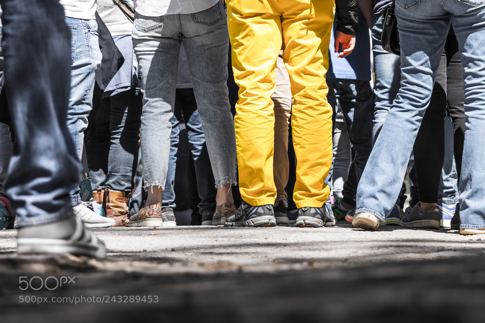 Canon EOS 750D (EOS Rebel T6i / EOS Kiss X8i) sample photo. Street performance photography