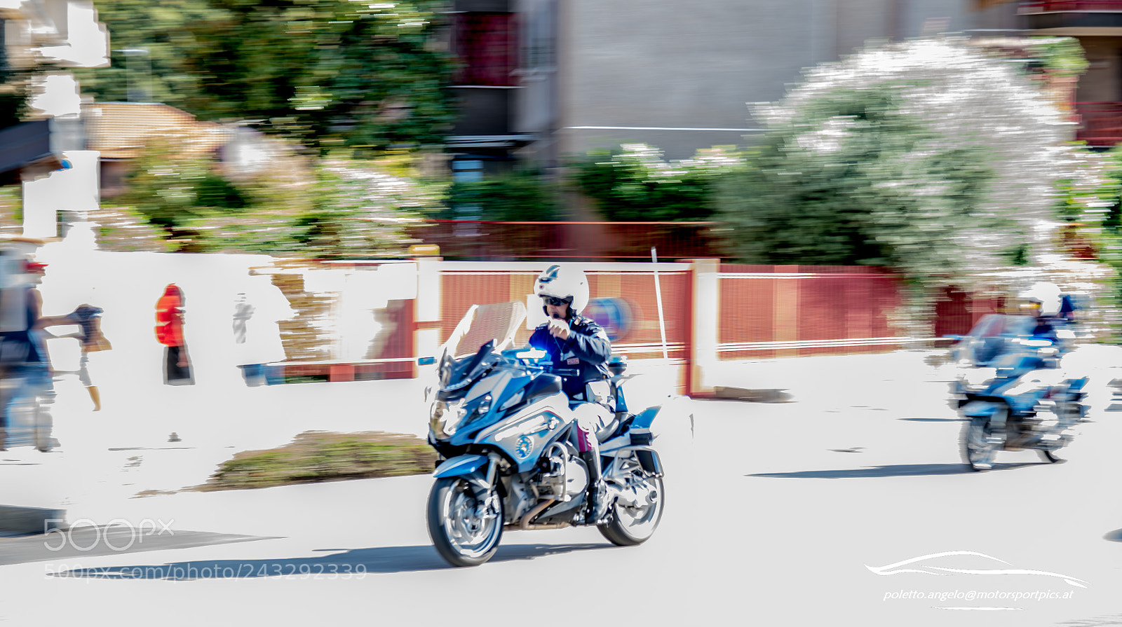 Nikon D500 sample photo. Police on the rod photography