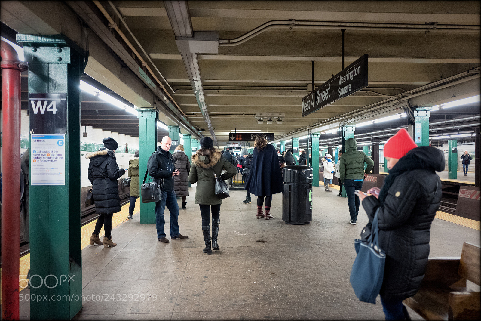 Leica Q (Typ 116) sample photo. West 4 (washington square) photography